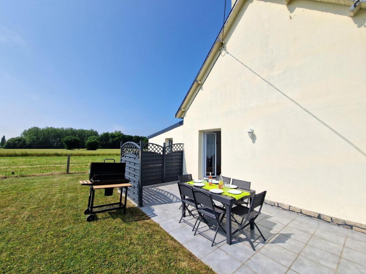 Cottage, Plevenon ภายนอก รูปภาพ