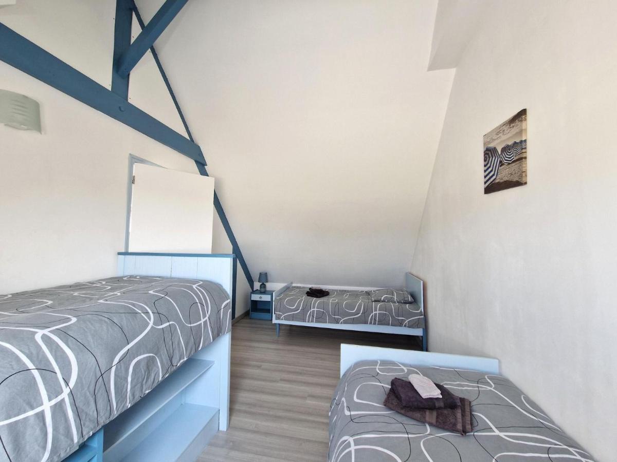 Cottage, Plevenon ภายนอก รูปภาพ